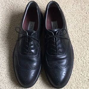 Men’s DresSports Wingtip